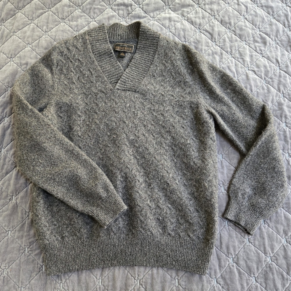 Jos. A Bank Reserve Gray V-Neck Wool Sweater
